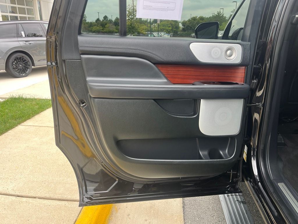 2024 Lincoln Navigator L Reserve 4WD | HUD | 360 Cam | BLIS