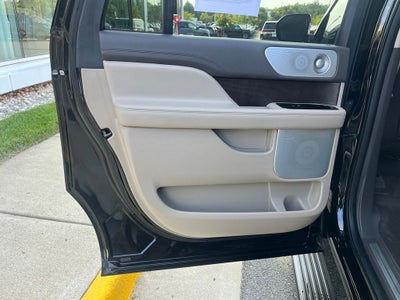 2023 Lincoln Navigator L Reserve 4WD | Pano Roof | 360 Cam | Luxury Pkg