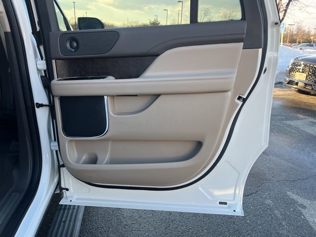 2022 Lincoln Navigator L L Reserve 4WD | Pano Roof | 360 Camera | HUD