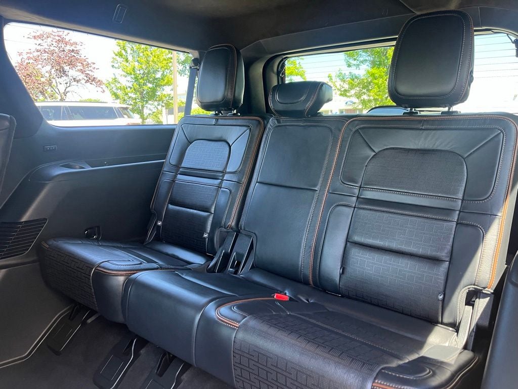 2023 Lincoln Navigator L Black Label 4WD | Pano Roof | 360 Cam | BLIS | HD Tow Pkg