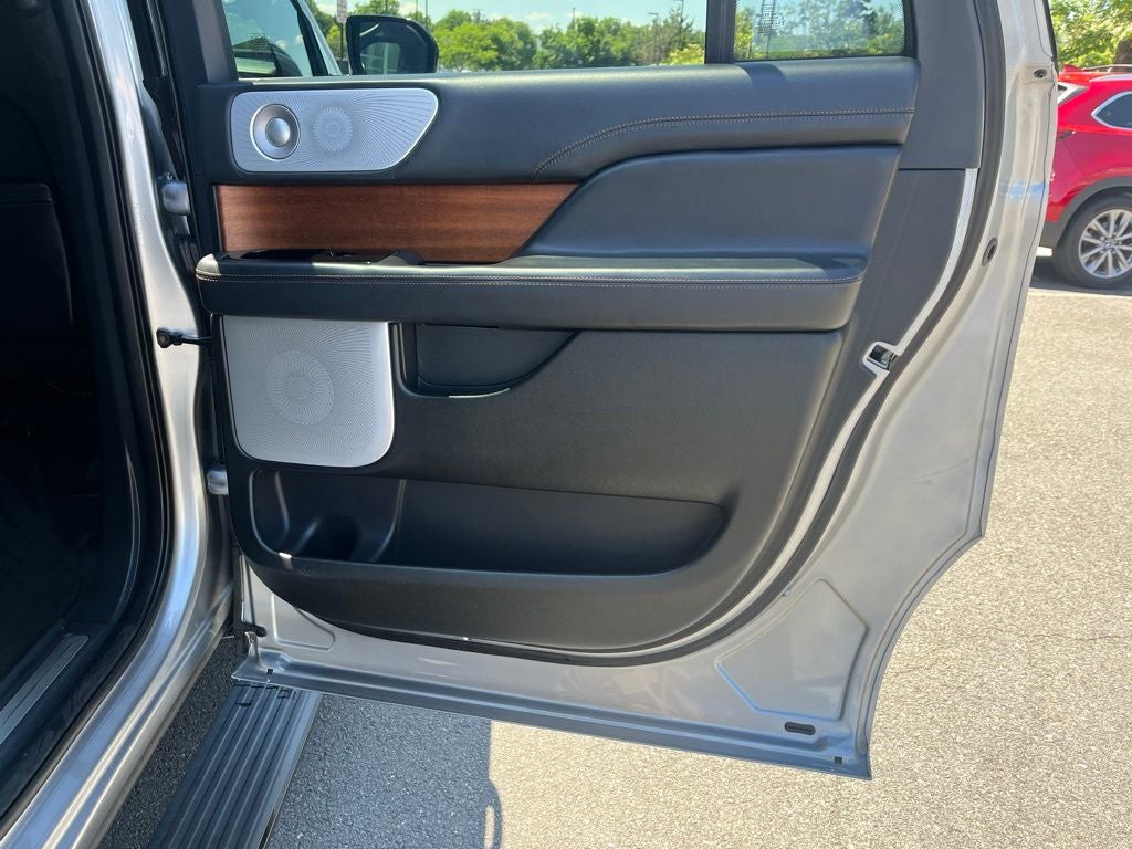 2023 Lincoln Navigator L Black Label 4WD | Pano Roof | 360 Cam | BLIS | HD Tow Pkg