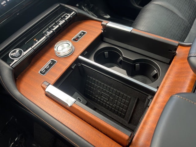 2025 Lincoln Navigator L Black Label Special Edition 4WD