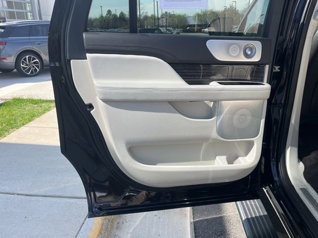 2023 Lincoln Navigator L Black Label 4WD | Pano Roof | 360 Cam | HUD