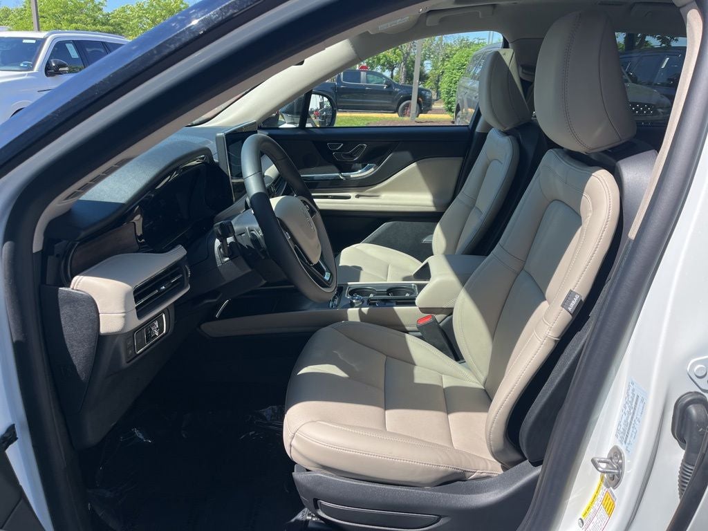 2026 Lincoln Corsair Plug-In Hybrid Grand Touring AWD | Nav | Pano Roof | BLIS