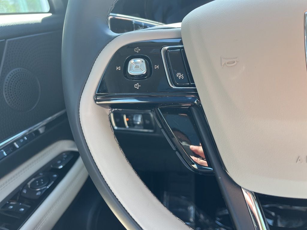 2026 Lincoln Corsair Plug-In Hybrid Grand Touring AWD | Nav | Pano Roof | BLIS