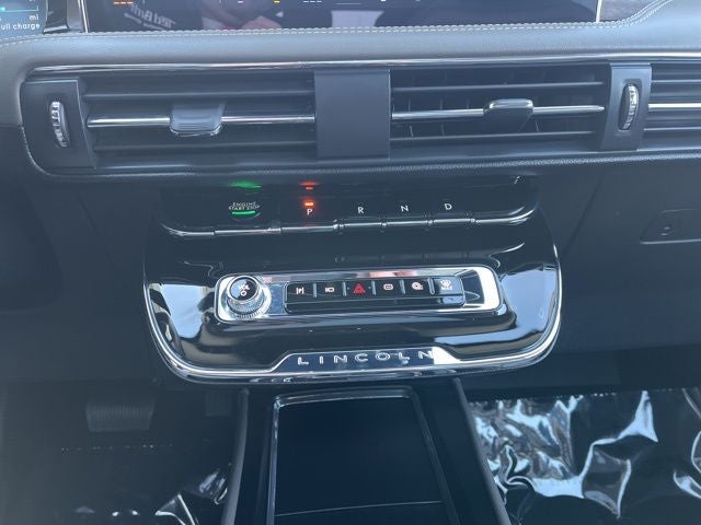 2025 Lincoln Corsair Plug-In Hybrid Grand Touring AWD | Pano Roof | 360 Cam | BLIS