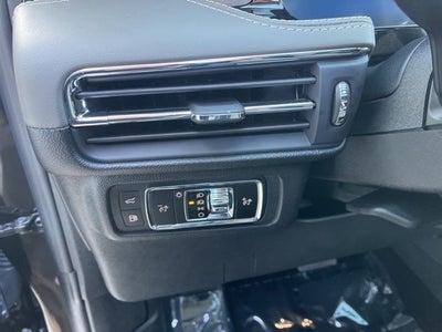 2025 Lincoln Corsair Plug-In Hybrid Grand Touring AWD | Pano Roof | 360 Cam | BLIS