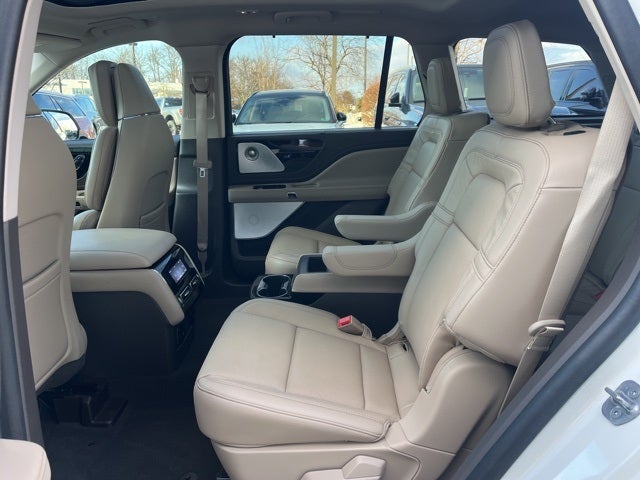 2023 Lincoln Aviator Plug-In Hybrid Grand Touring 4WD | Pano Roof | 360 Camera