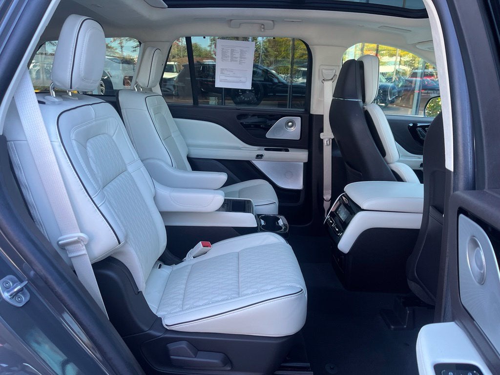 2022 Lincoln Aviator Plug-In Hybrid Black Label Grand Touring AWD | Pano Roof | HUD