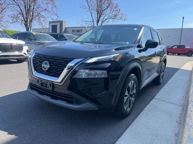2023 Nissan Rogue SV | BLIS | CarPlay/Android Auto | Remote Start