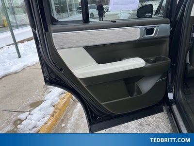 2024 Hyundai Santa Fe Hybrid Calligraphy | 360 Degree Cam | BLIS | Pano Moonroof |