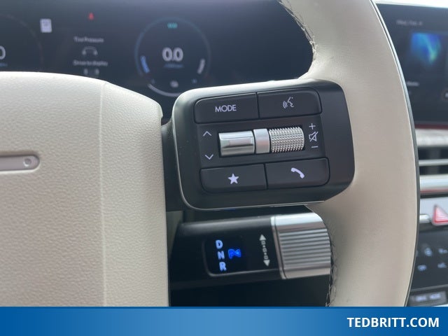 2024 Hyundai Santa Fe Hybrid Calligraphy | 360 Degree Cam | BLIS | Pano Moonroof |