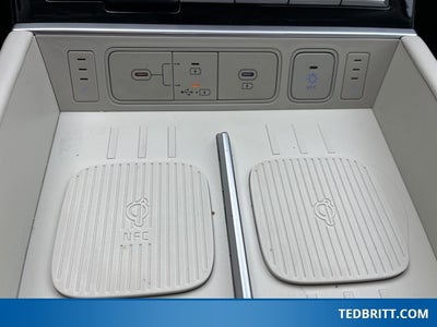 2024 Hyundai Santa Fe Hybrid Calligraphy | 360 Degree Cam | BLIS | Pano Moonroof |