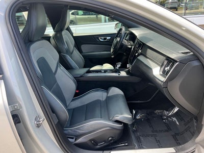 2021 Volvo S60 T6 R-Design AWD | Pano Roof | 360 Cam | BLIS | Polestar*