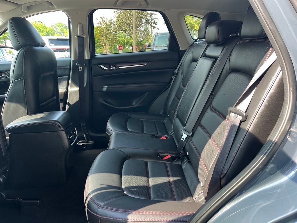 2025 Mazda Mazda CX-5 2.5 S Carbon Edition AWD | Moonroof | BLIS | Bose Sound