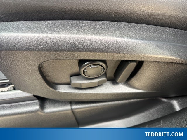 2024 Land Rover Defender 110 SE 500PS 4WD