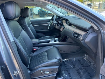 2019 Audi e-tron Prestige quattro | Prestige Pkg | HUD | Driver Assist Plus