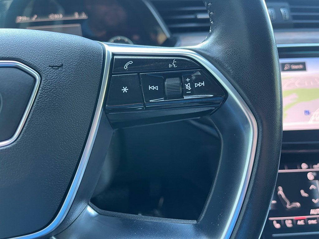 2019 Audi e-tron Prestige quattro | Prestige Pkg | HUD | Driver Assist Plus