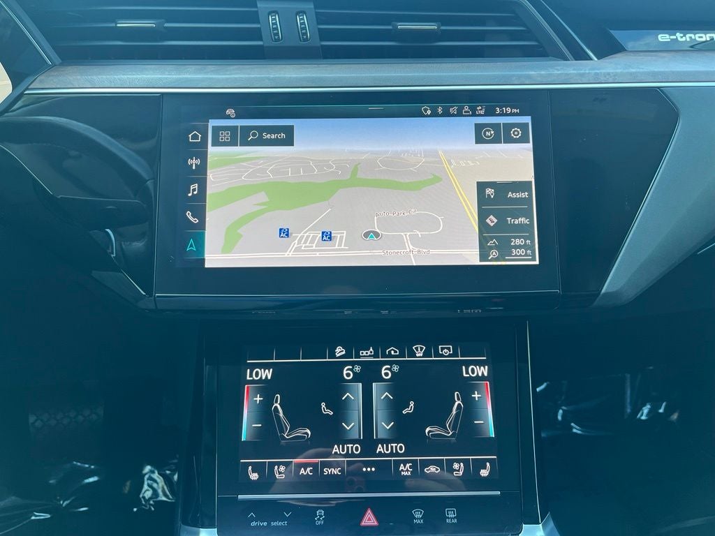 2019 Audi e-tron Prestige quattro | Prestige Pkg | HUD | Driver Assist Plus