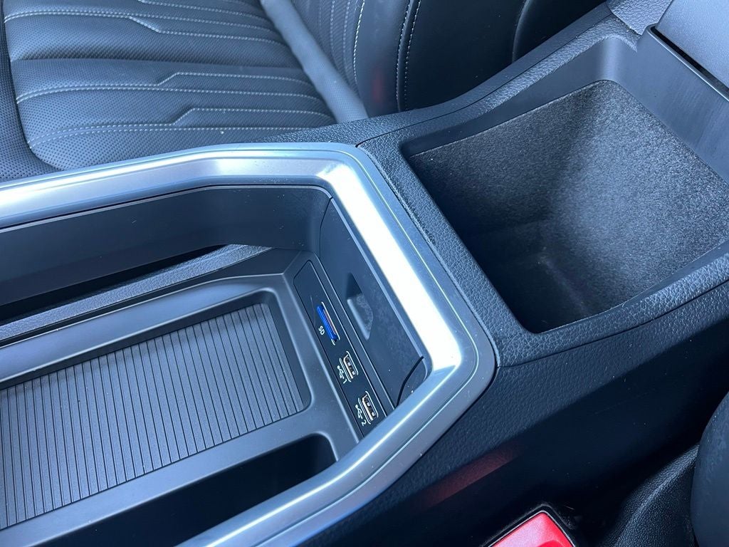 2019 Audi e-tron Prestige quattro | Prestige Pkg | HUD | Driver Assist Plus