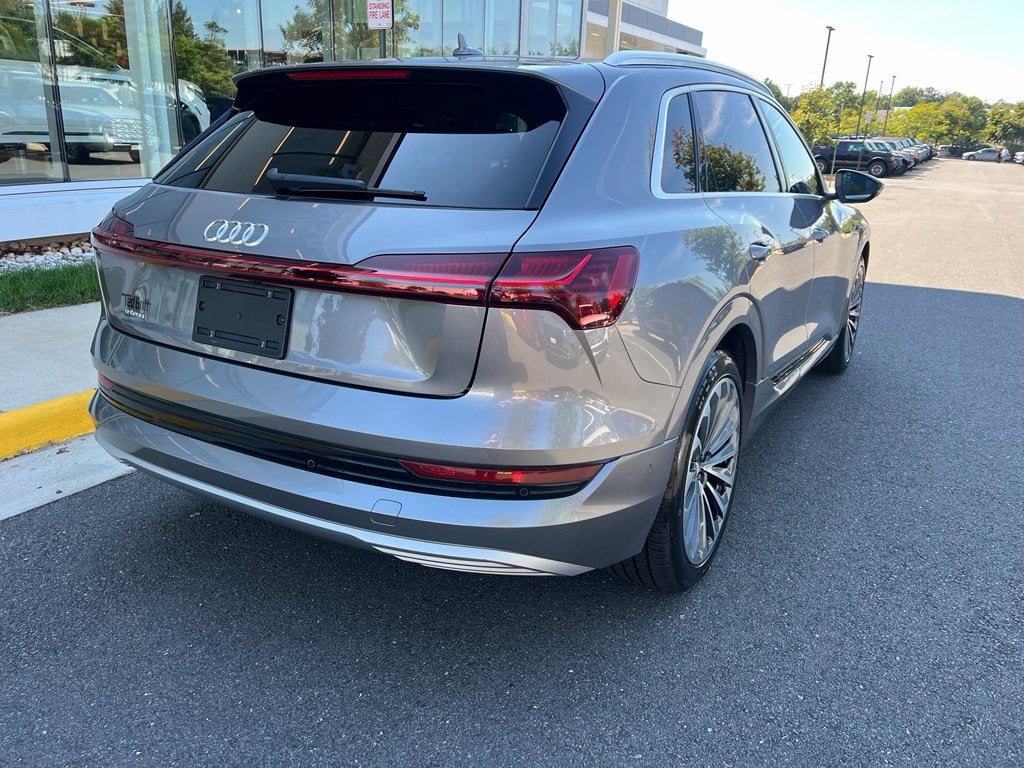 2019 Audi e-tron Prestige quattro | Prestige Pkg | HUD | Driver Assist Plus
