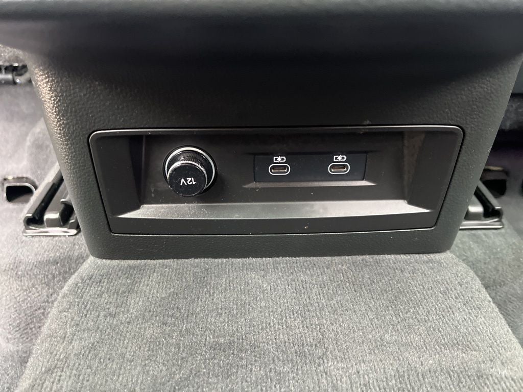 2023 Audi SQ7 Prestige quattro | Pano Moonroof | Prestige Pack | Black Op