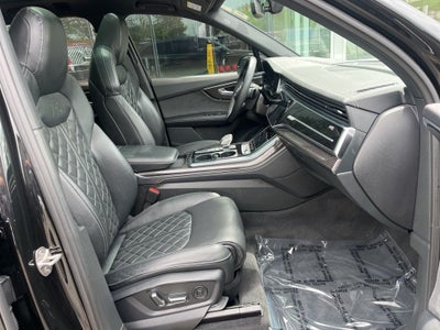 2023 Audi SQ7 Prestige quattro | Pano Moonroof | Prestige Pack | Black Op