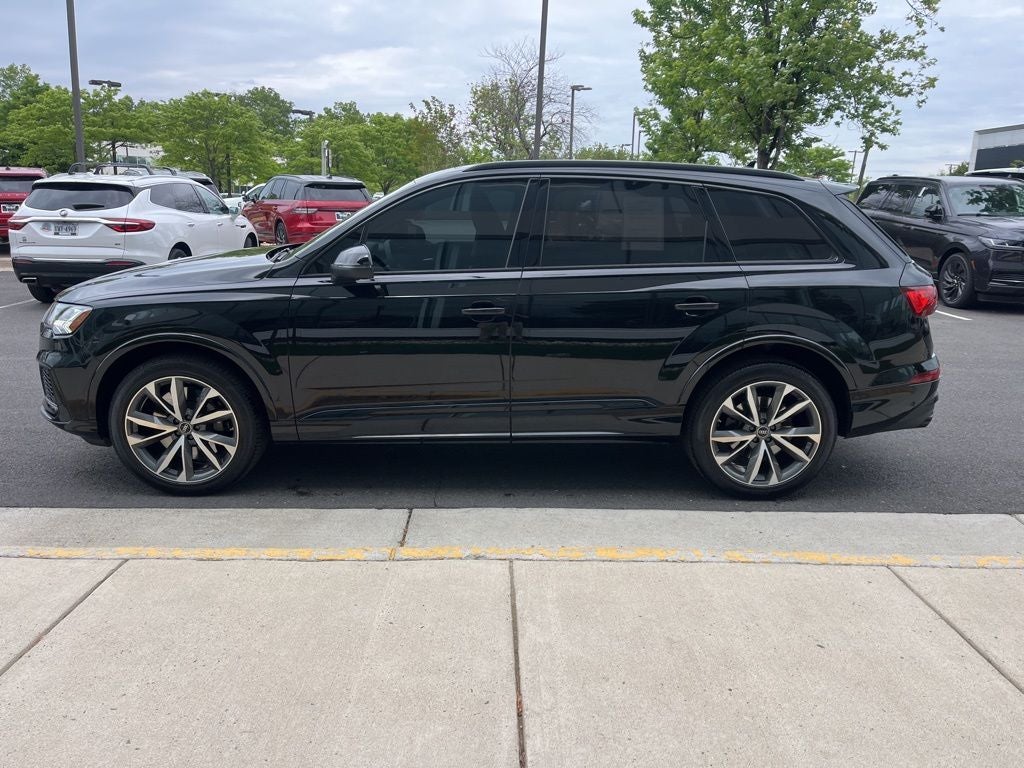 2023 Audi SQ7 Prestige quattro | Pano Moonroof | Prestige Pack | Black Op