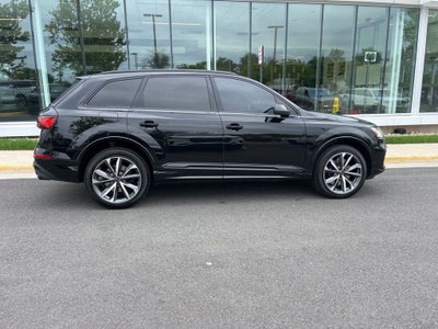 2023 Audi SQ7 Prestige quattro | Pano Moonroof | Prestige Pack | Black Op