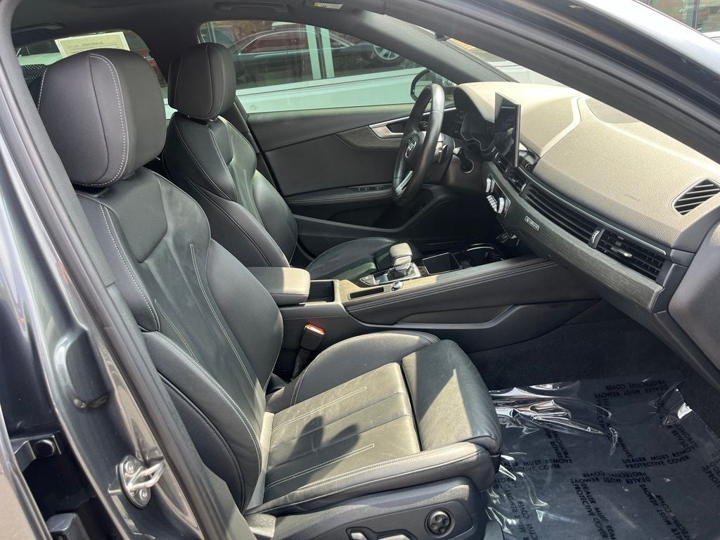 2021 Audi A4 45 S line Premium Plus quattro