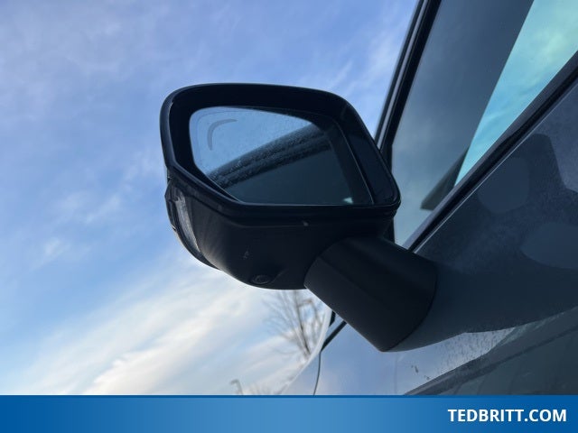 2024 Volvo V60 Recharge Plug-In Hybrid T8 Polestar | 360 Degree Cam | Adaptive Cruise |