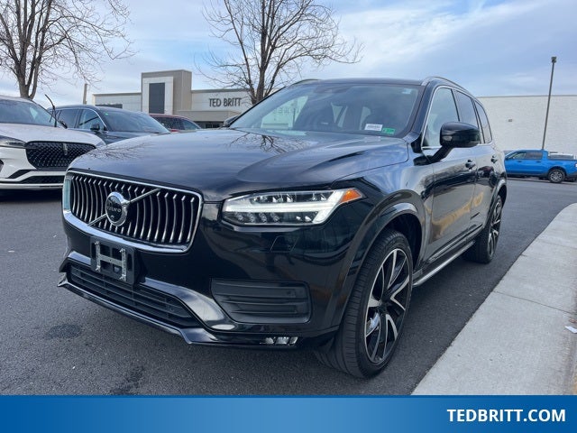 2021 Volvo XC90 T6 Momentum AWD | Pano Roof | 360 Camera | HUD