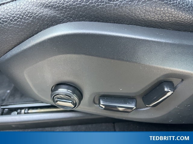 2021 Volvo XC90 T6 Momentum AWD | Pano Roof | 360 Camera | HUD