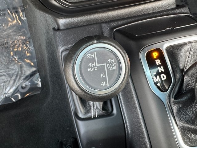 2023 Jeep Wrangler Sahara 4xe Sky One Touch