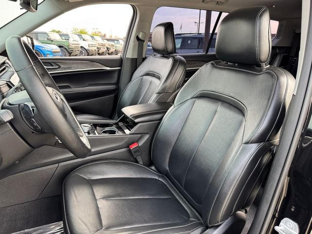 2022 Jeep Grand Cherokee L Limited | Pano Sunroof | Heated Seats | Wirless Carplay