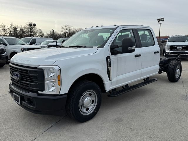 2024 Ford F-350SD XL 179 WB | Crew Cab | Chassis | 7.3L V8