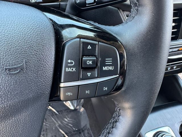2025 Ford Escape Plug-In Hybrid Base | Pano Sunroof | Remote Start | Heated Seats