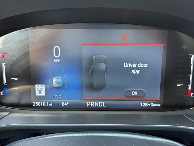 2025 Ford Escape Plug-In Hybrid Base | Pano Sunroof | Remote Start | Heated Seats
