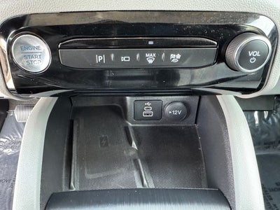 2025 Ford Escape Plug-In Hybrid Base | PHEV Premium Pkg. | Tow Pkg. | Wireless CarPlay
