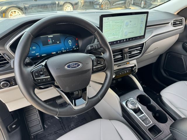 2025 Ford Escape Plug-In Hybrid Base | PHEV Premium Pkg. | Tow Pkg. | Wireless CarPlay
