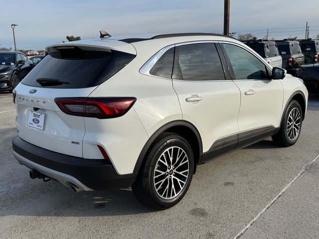 2025 Ford Escape Plug-In Hybrid Base | PHEV Premium Pkg. | Tow Pkg. | Wireless CarPlay