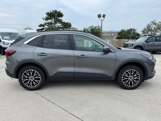 2024 Ford Escape Plug-In Hybrid Base | 101 MPGe