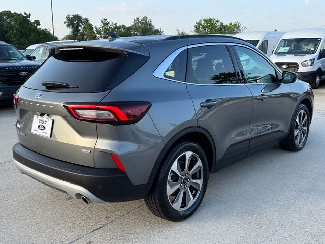 2025 Ford Escape Hybrid Platinum | Heated Seats | Apple CarPlay | Remote Start