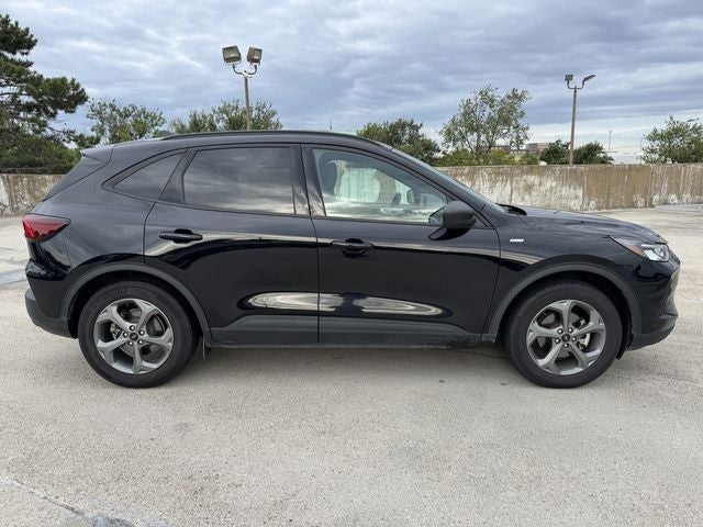 2025 Ford Escape ST-Line | One Owner | Blind Spot Monitor | Clean Carfax