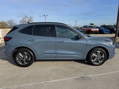 2024 Ford Escape ST-Line | Tech Pkg. | Adaptive Speed Control | BLIS