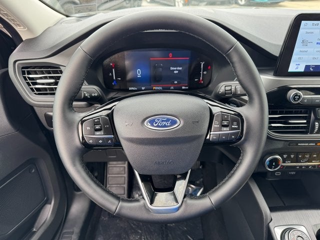 2025 Ford Escape Active | Cold Weather Pkg. | Pano Roof | AWD