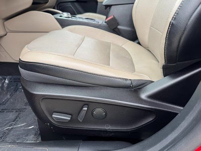 2020 Ford Escape Titanium Class II Tow Pkg. | Pano Roof | CarPlay | AWD