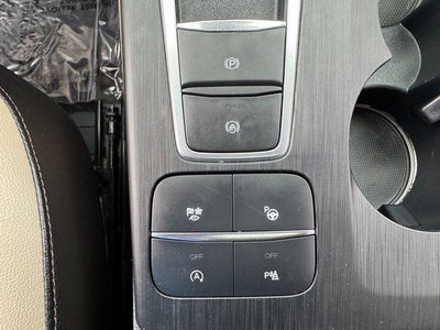 2020 Ford Escape Titanium Class II Tow Pkg. | Pano Roof | CarPlay | AWD