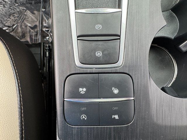 2020 Ford Escape Titanium Class II Tow Pkg. | Pano Roof | CarPlay | AWD