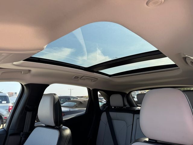 2025 Ford Escape Hybrid Platinum